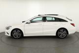 Mercedes-Benz CLA 180 SB LED Navi Panorama Sitzheizung PDC - Mercedes-Benz CLA 180: mit Navigationssystem