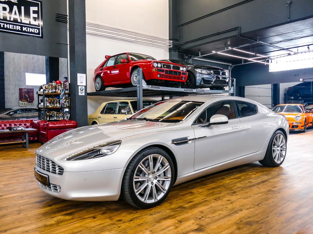 Aston Martin Rapide