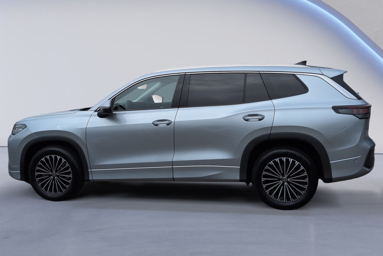 Tayron 2.0 TDI 4M DSG Life KAMERA+AHK+DCC+ACC