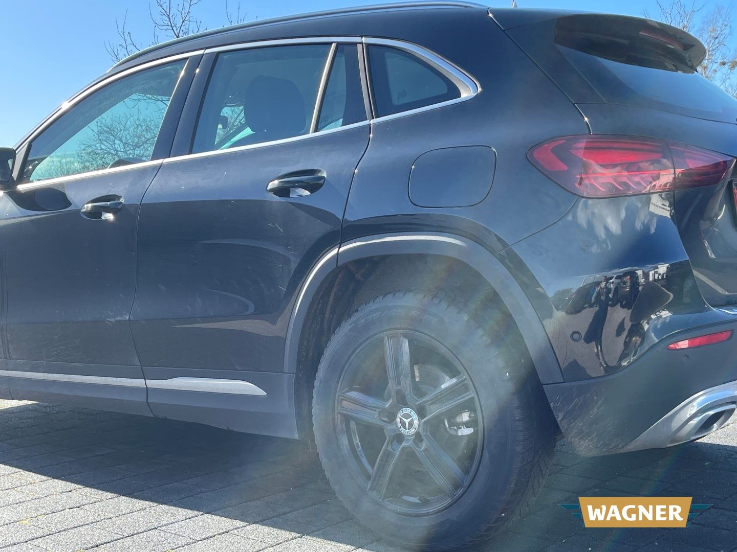 Fahrzeugabbildung Mercedes-Benz GLA 180 LED Navi Sitzheizung Frontschaden