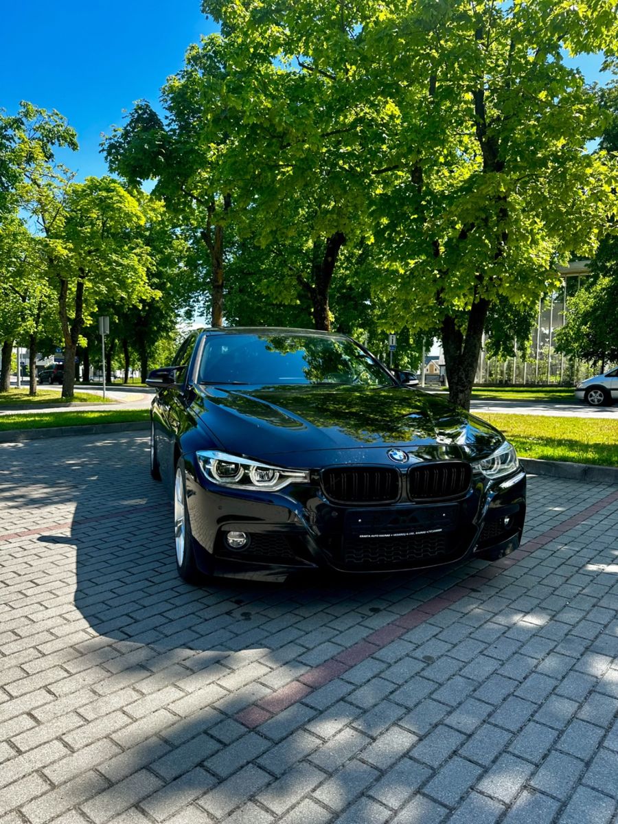 BMW 330i M Sport Automatic 118 000 km