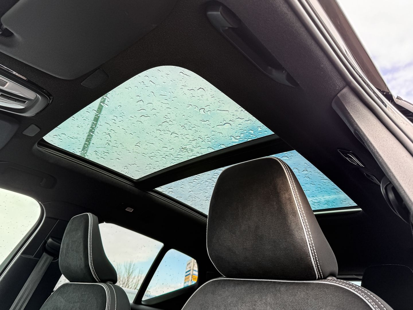 Volvo XC40 B4 B Ultimate Dark 2WD StandHZG Memory Sitz foto 15