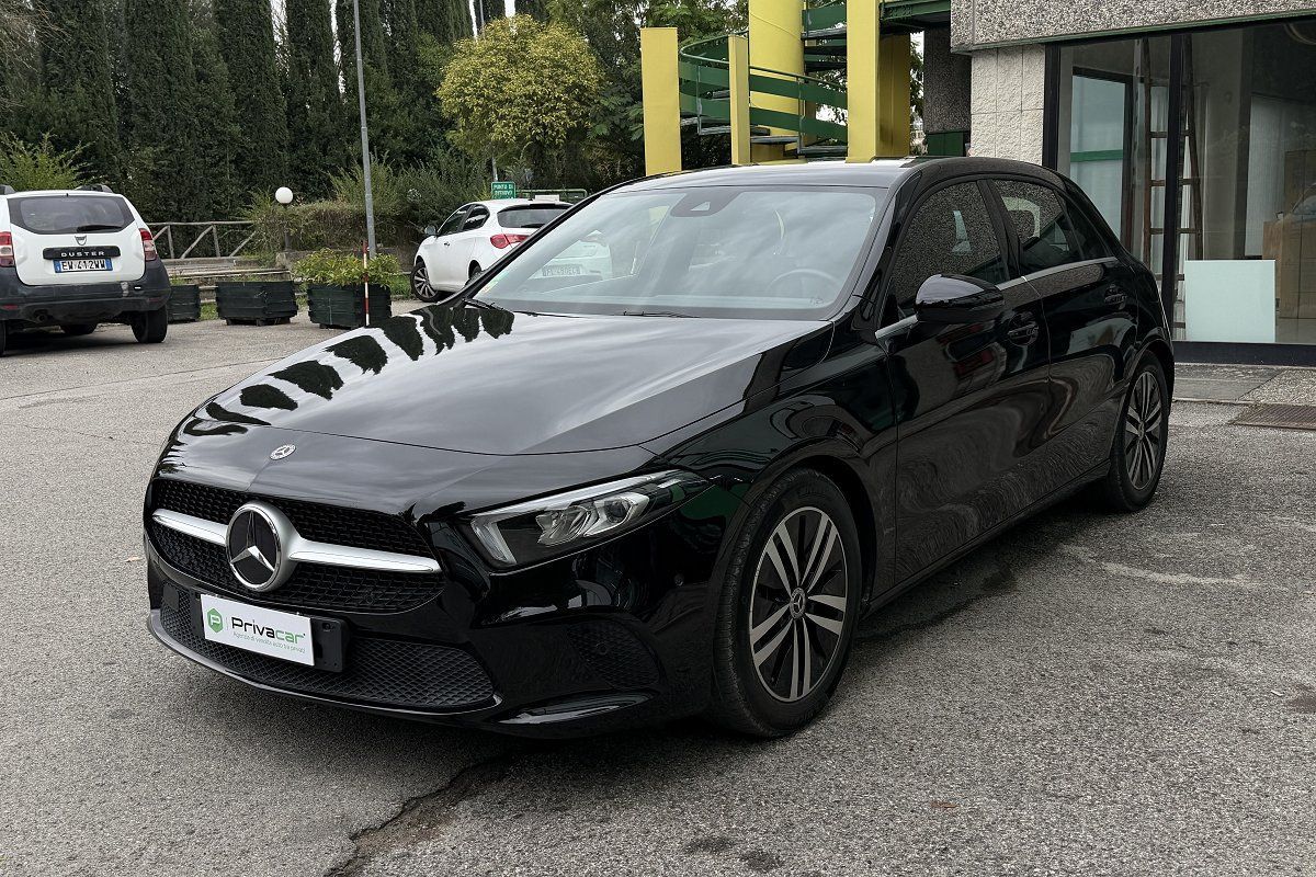 Mercedes-Benz MERCEDES A 180 d Automatic Business