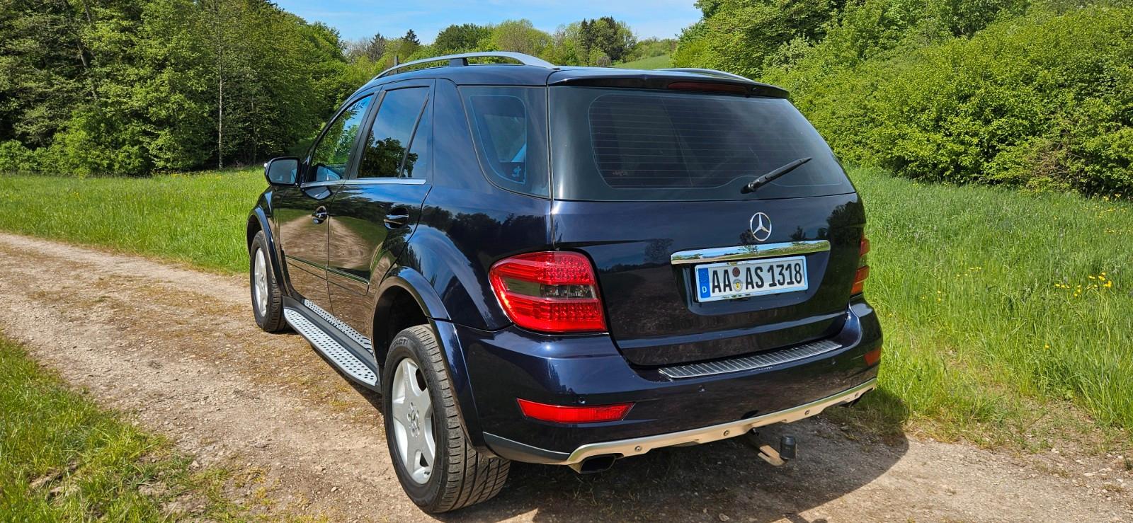 Mercedes-Benz ML 320