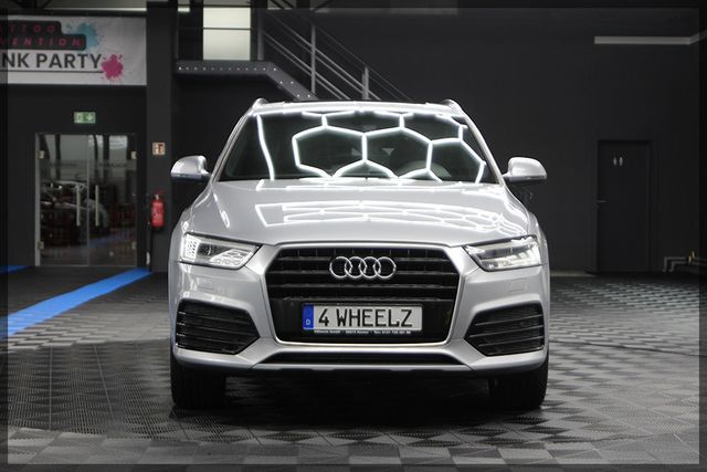 Audi Q3 2.0 TFSI quattro S tronic PANO / PDC / NAVI