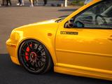 Volkswagen Golf 4 Jubi 2l TFSI EA113 R32 - Volkswagen Gebrauchtwagen von 2000