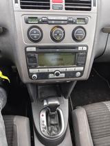 Volkswagen Touran United. Automatikgetriebe - Volkswagen Touran aus 2008: United