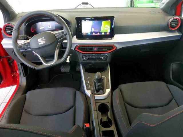 Arona FR-Line 1.5 TSI DSG*AHK*LED*CLIMA*