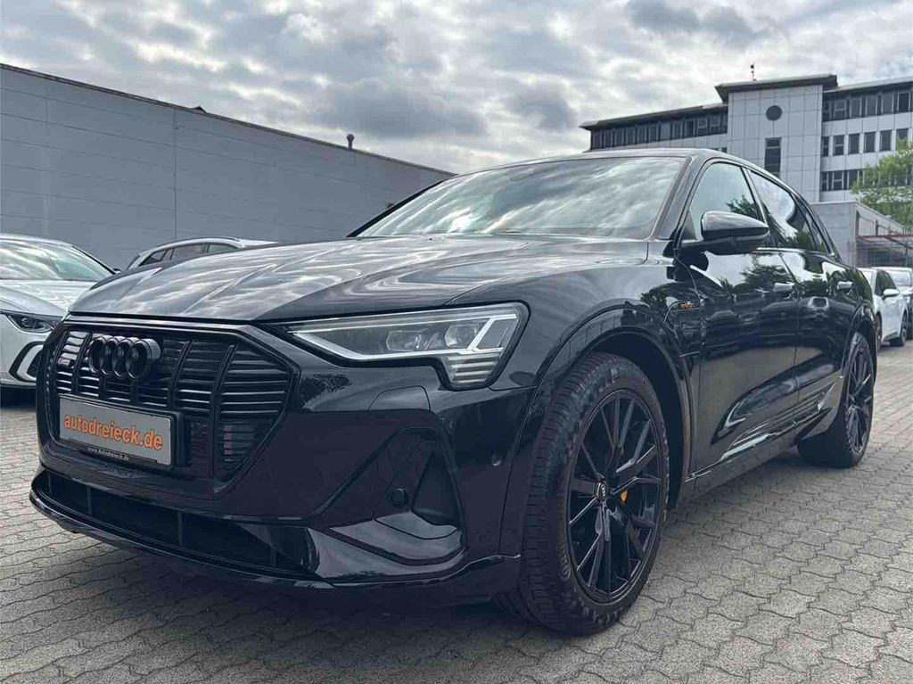 Image of Audi e-tron