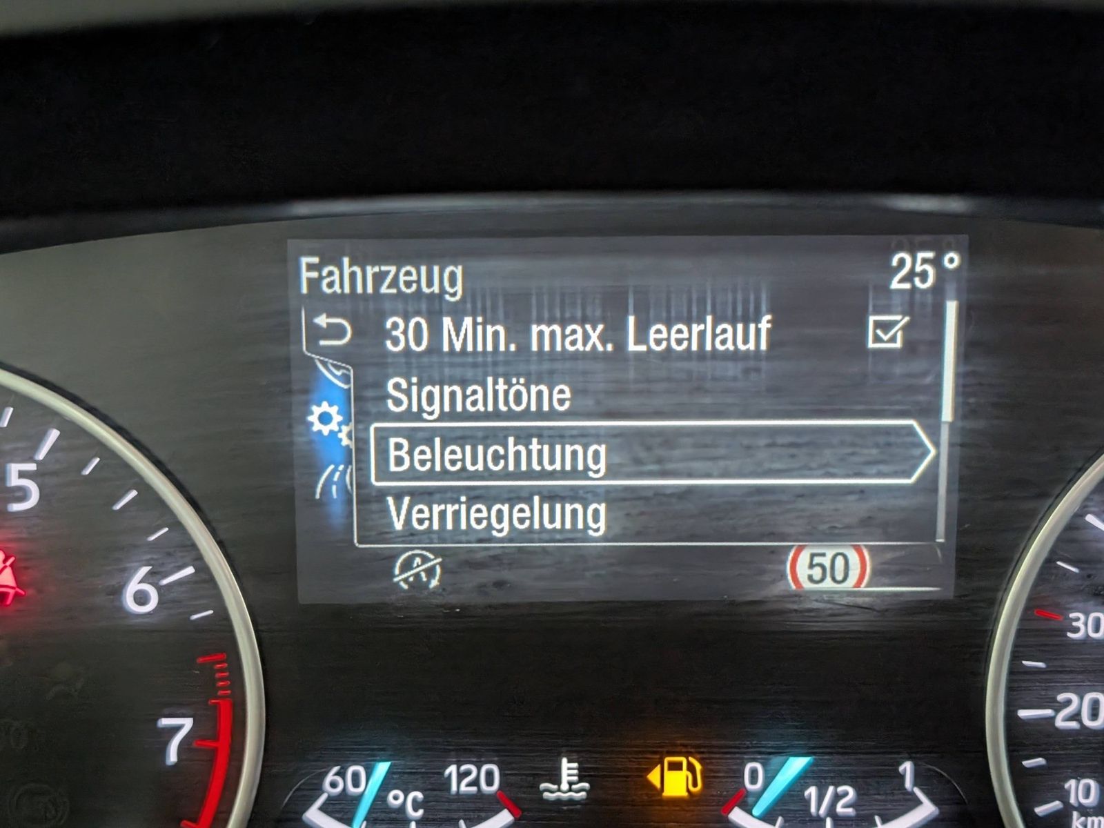 FORD EcoSport 1.0 EcoBoost Titanium Navi B&O – Bild 29
