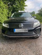 Volkswagen Touareg EXECUTIVE-EDITION 3.0 V6 TDI  1. Hand - VW Touareg in Duisburg
