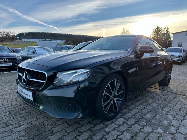 Mercedes-Benz E 220 d COUPE LEDER WIDESCREEN LED NAVI AVANTGA