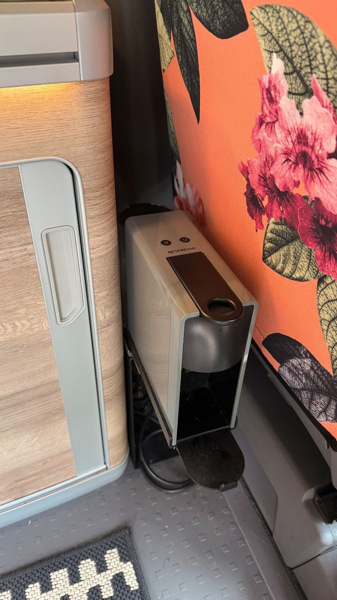 Fahrzeugabbildung Volkswagen T6.1  California