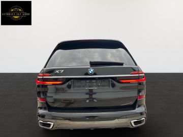 BMW X7 - 6