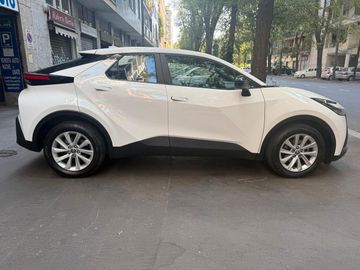 Toyota C-HR - 5