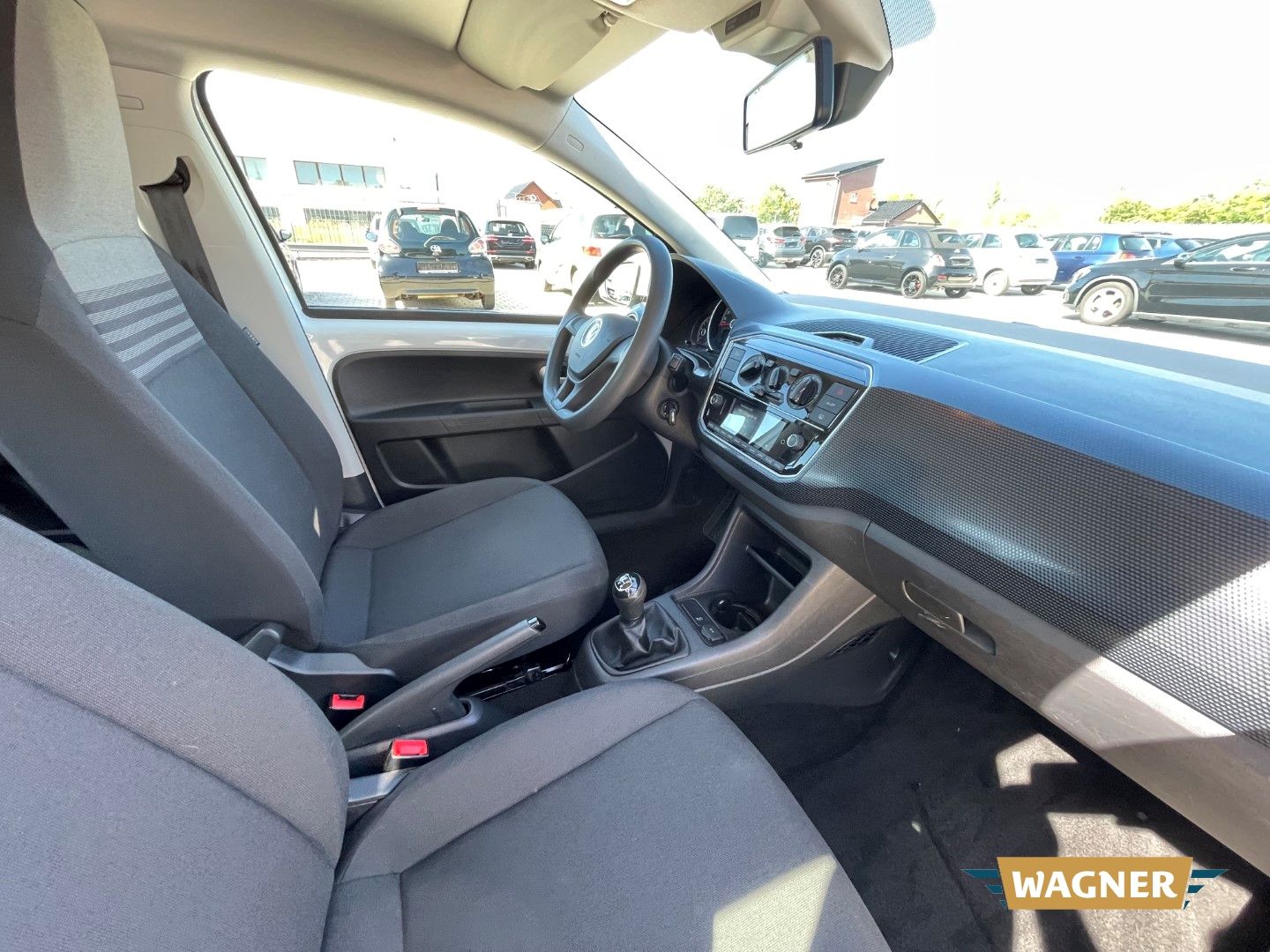 Fahrzeugabbildung Volkswagen up! Klimaanlage Tempomat Rückfahrkamera