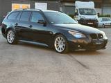 BMW 530d M-Paket LCI Automatik Navi Leder Xenon - BMW 530 aus 2007: Kombi, 530d