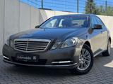 Mercedes-Benz E350 CGI Elegance Lim/Nachtsicht/GSD/Kamera/SHZ - Mercedes-Benz E 350 aus 2010