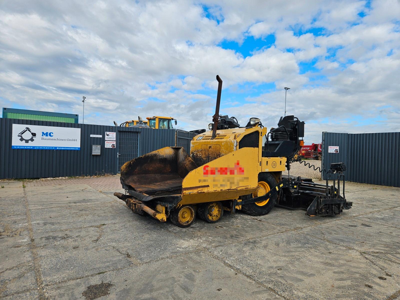 CAT AP 300 F * 2017*CE*5.334 h*3.40m*