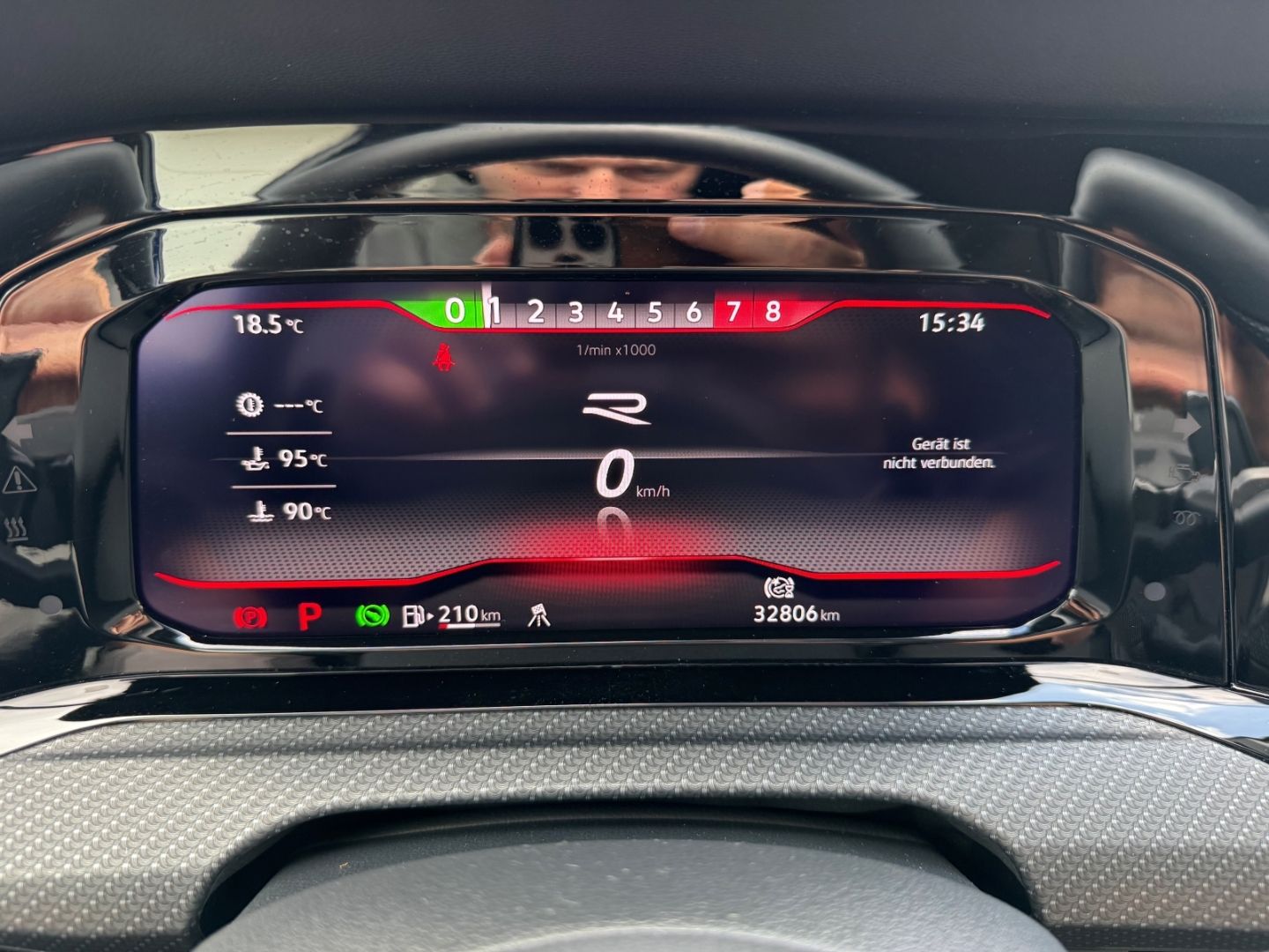 VW Golf R Performance 4M 2.0TSI APR Akra Nappa H&K - Image 18
