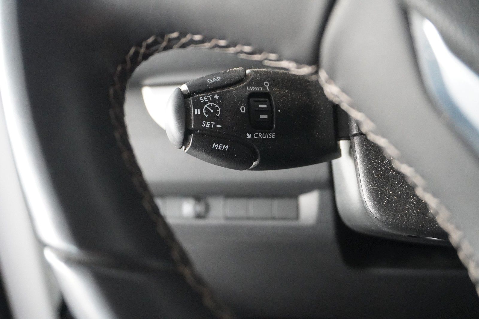 Fahrzeugabbildung Opel Zafira Life 2.0D EDITION "M" NAVI/KAMERA/HUD/AHK