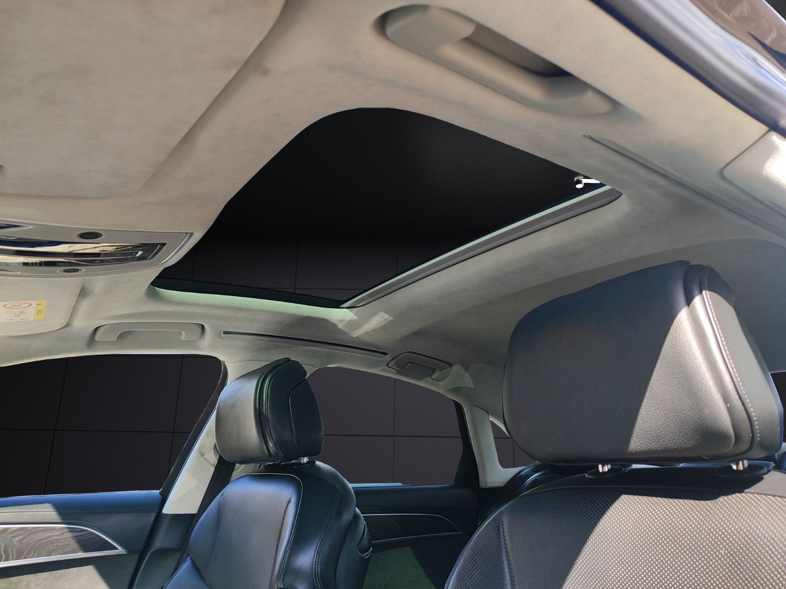 Fahrzeugabbildung Audi A8 50 TDI quattro Matrix*HeadUp*Pano*B&O*Navi