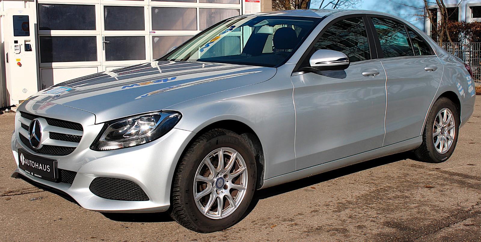 Mercedes-Benz C 200 Limousine BlueTec / d I. HAND* 65.000KM