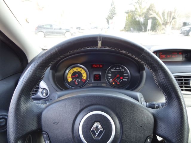 Fahrzeugabbildung Renault Clio III Renault Sport/Bastuck/Klima/Alu/