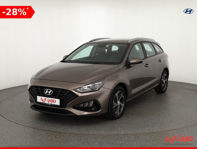 Hyundai i30 cw 1.0 T-GDi Kamera AppleAndroid Tempomat