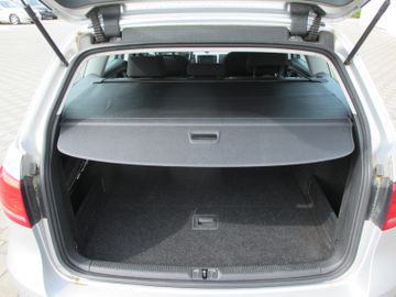 Volkswagen Passat Variant - 11