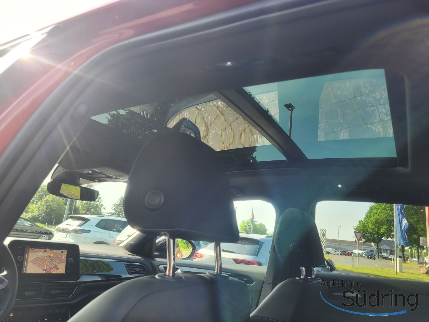 T-Roc 1,5TSI R-Line Black Style DSG AHK Panodach