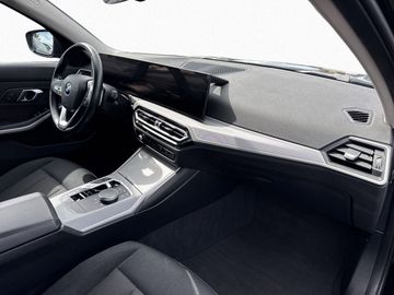 BMW 320 - 11