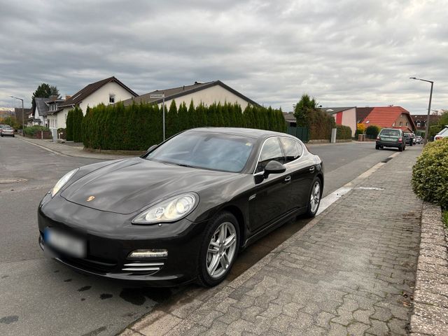 Porsche Panamera 4S voll Ausstattung