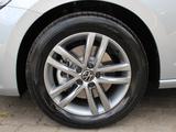 Volkswagen Touran 1.5 TSI Comfortline DSG NAVI/KLIMA/RFK - Volkswagen Touran: 7sitzer