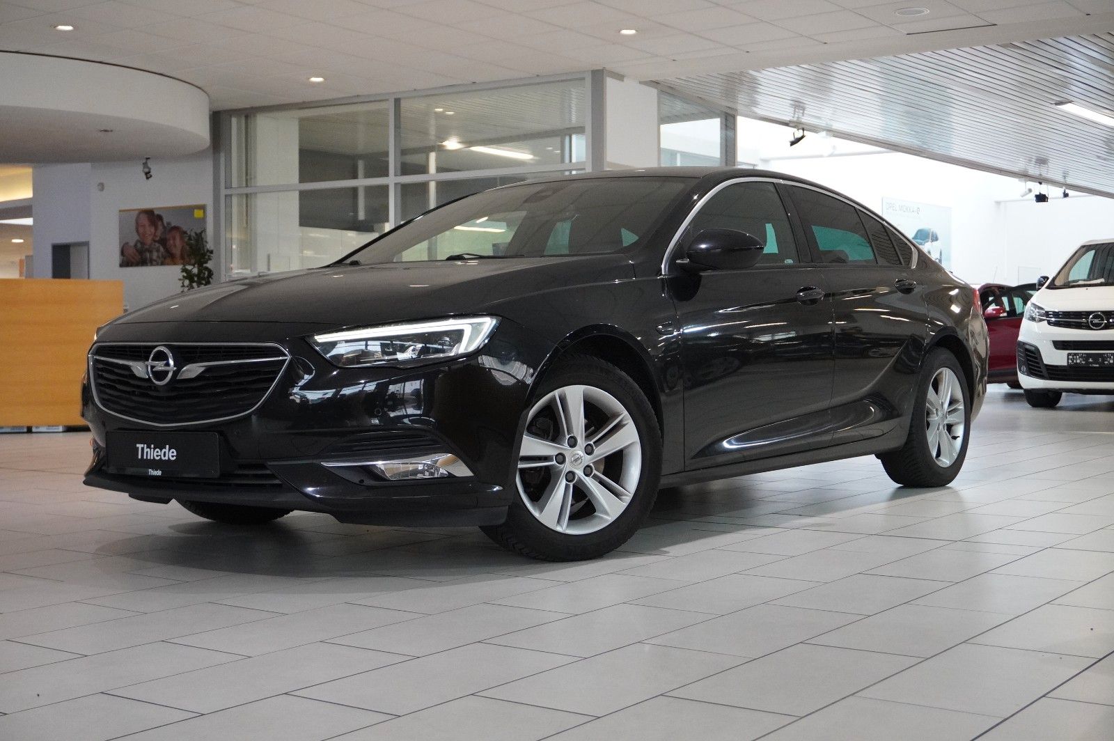 Fahrzeugabbildung Opel Insignia B GS 1.5T INNOV. NAVI/LED/KAMERA/SPORT