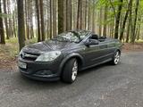 Opel Astra Cabrio 1.6 Ltr Turbo 132kW ... - Opel Astra: Cabrio, 1.6