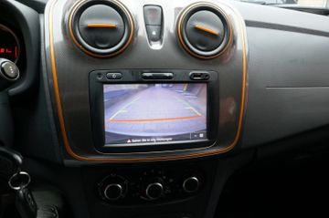 Fahrzeugabbildung Dacia Sandero II Stepway Celebration