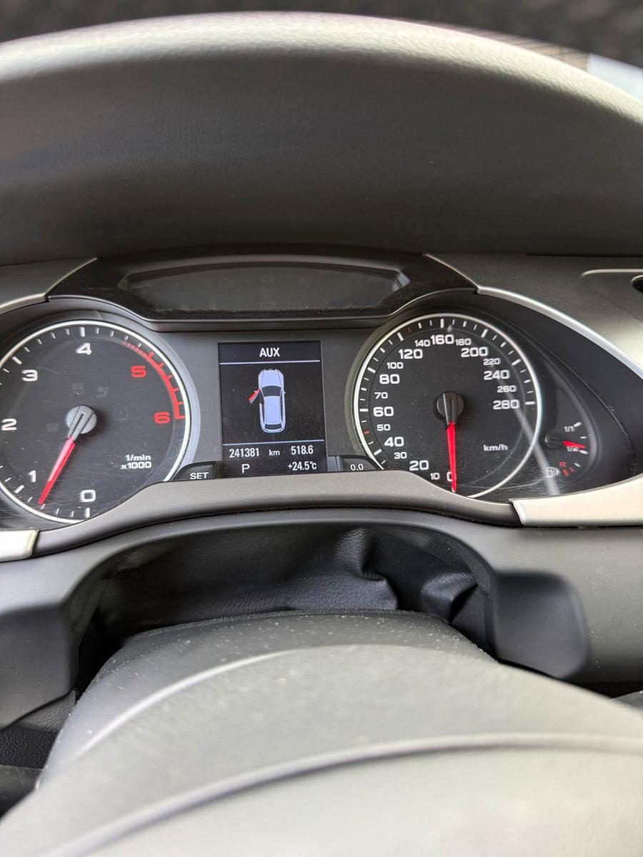 Audi A4 2008 — photo 7