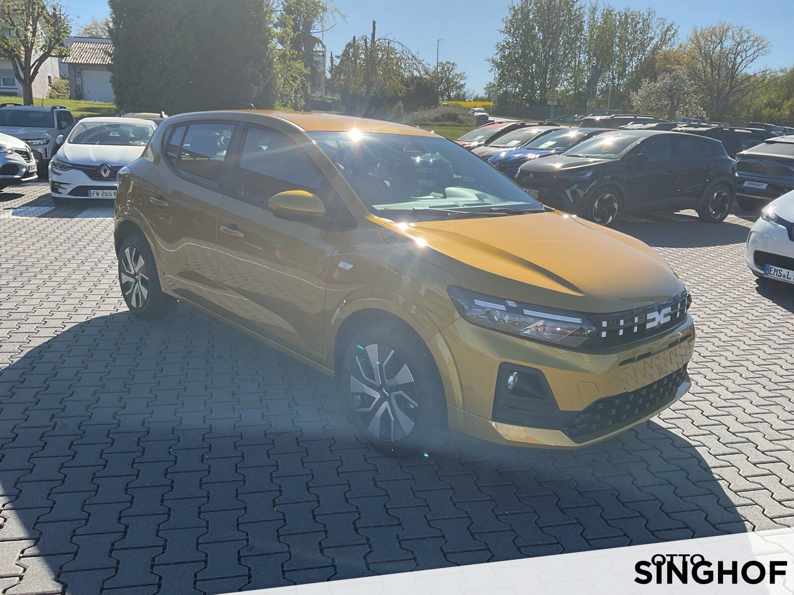 Fahrzeugabbildung Dacia Neuer Sandero Expression TCe 100