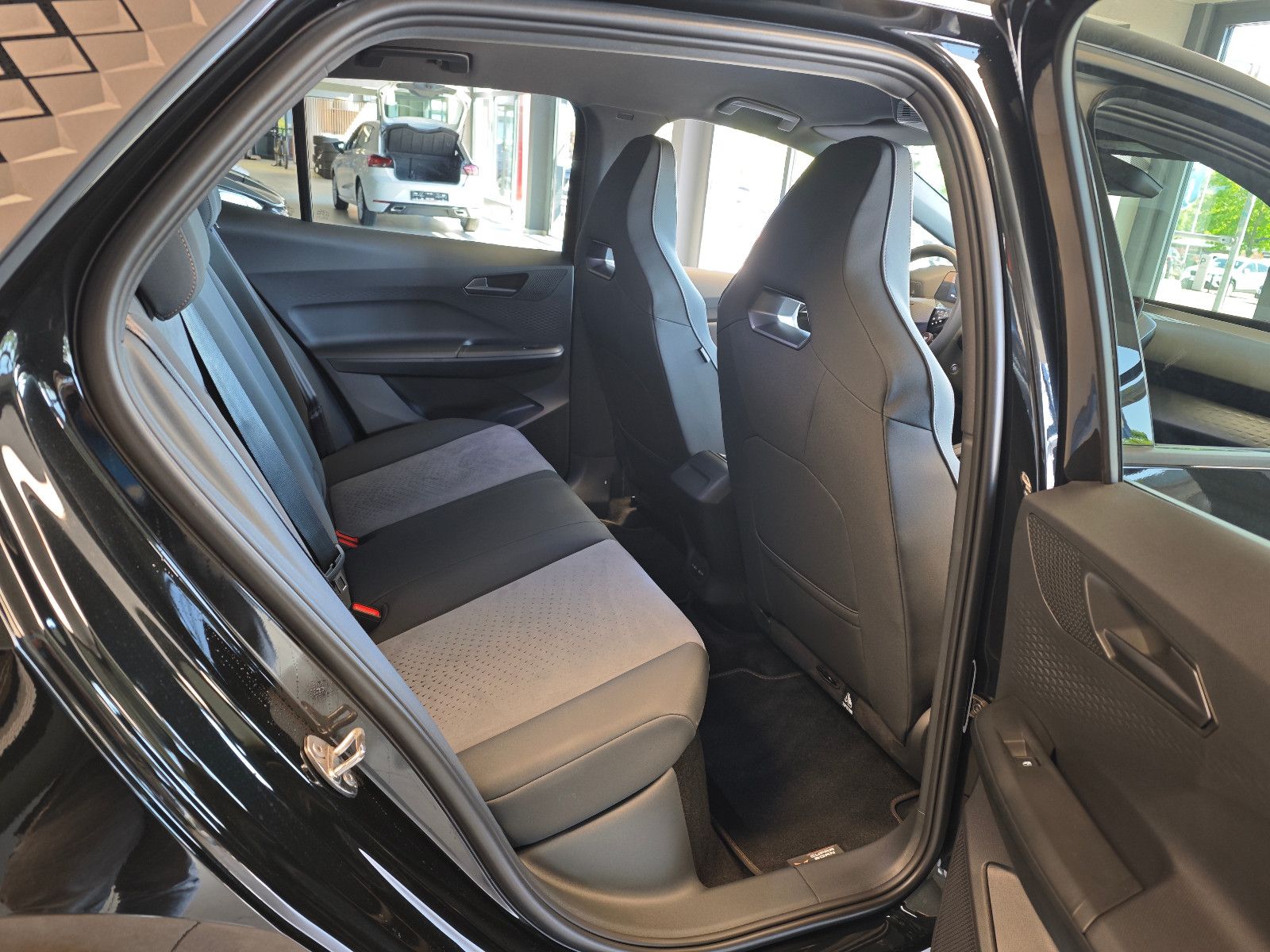 Cupra Born - Bild 5
