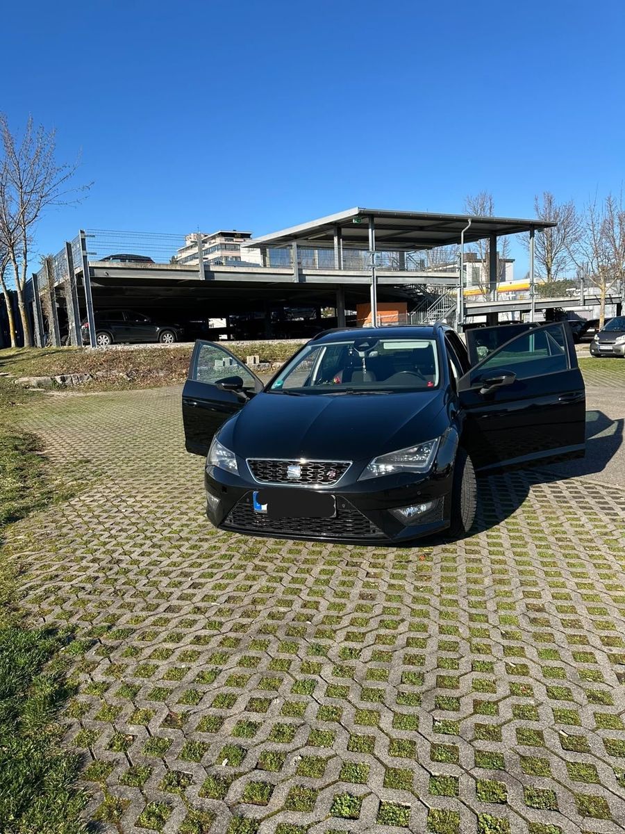 SEAT Seat Leon ST 1.6 TDI DSG  Automatik 