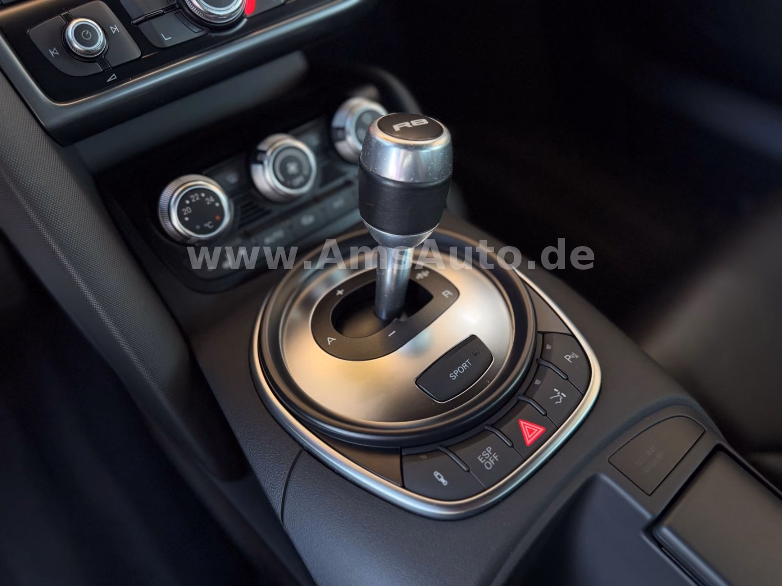 AUDI R8 COUPE - 4.2 FSI QUATTRO - 420 CV -BVA