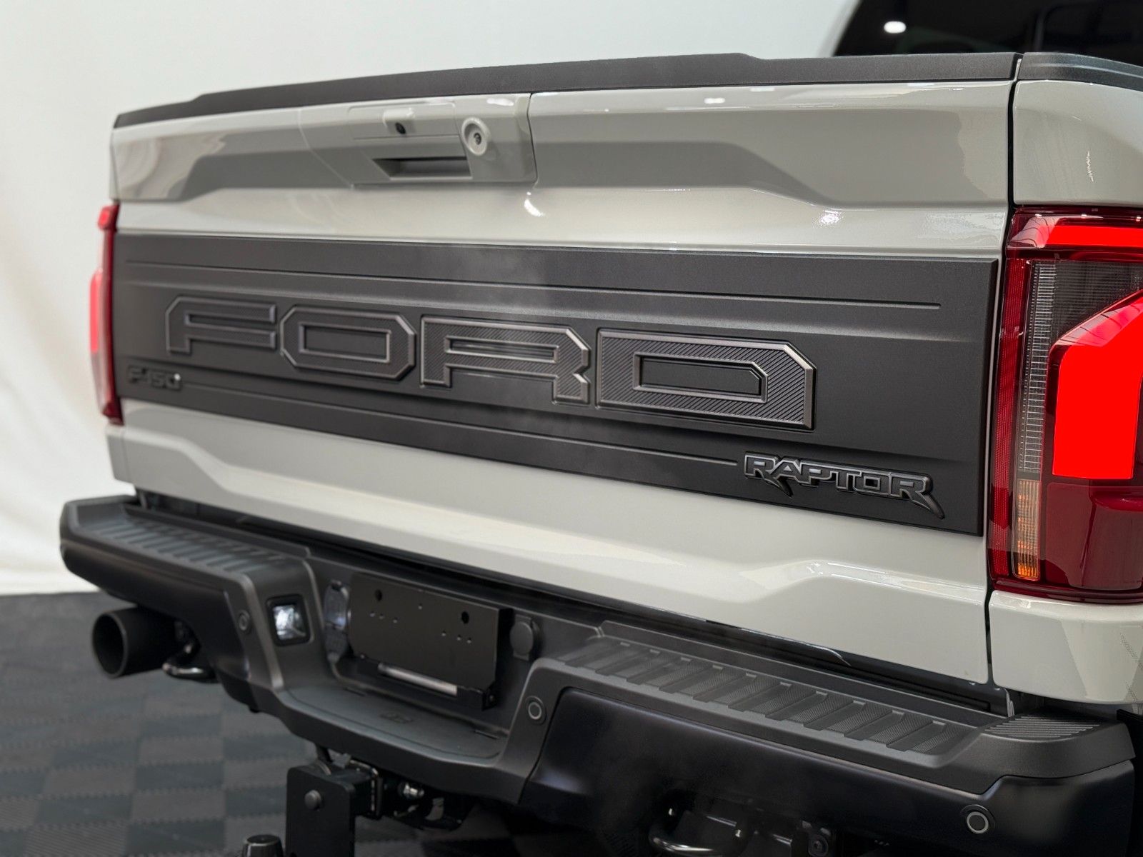 Fahrzeugabbildung Ford F-150 RAPTOR  EcoBoost®  3.5L V6 *MY25*