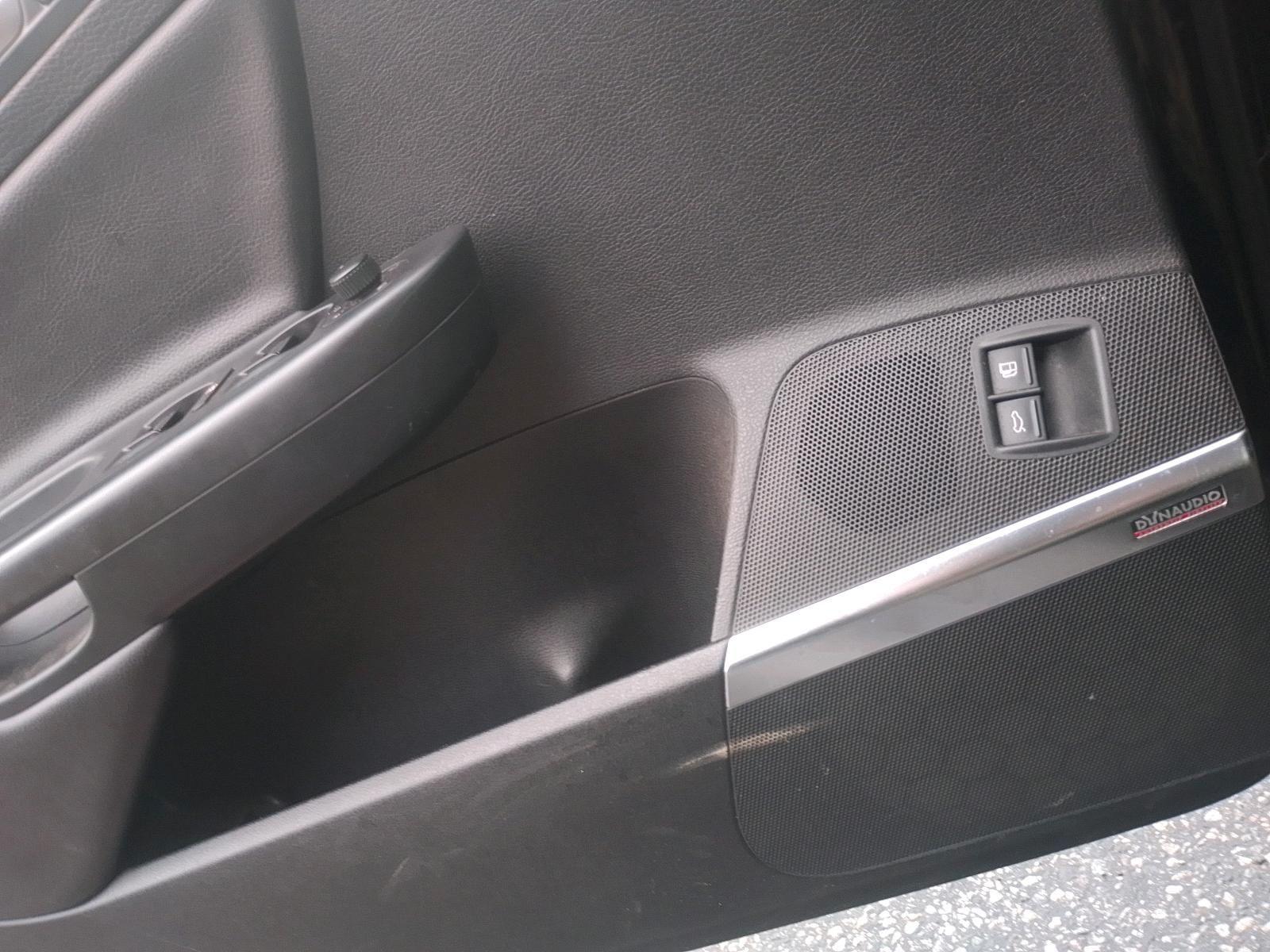 Volkswagen Passat 2010 — photo 9