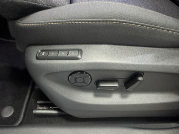 Skoda Kodiaq 1.5 TSI mHEV 110 kW Matrix AHK Kamera