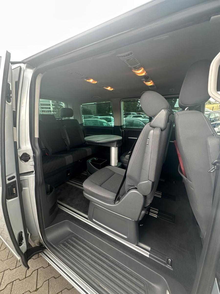 Volkswagen T5 Multivan 4Motion Comfortline | 179 ch | BVA | 7 places | Chauffage auxiliaire | Attelage | Sièges chauffants | Phares bi-xénon
