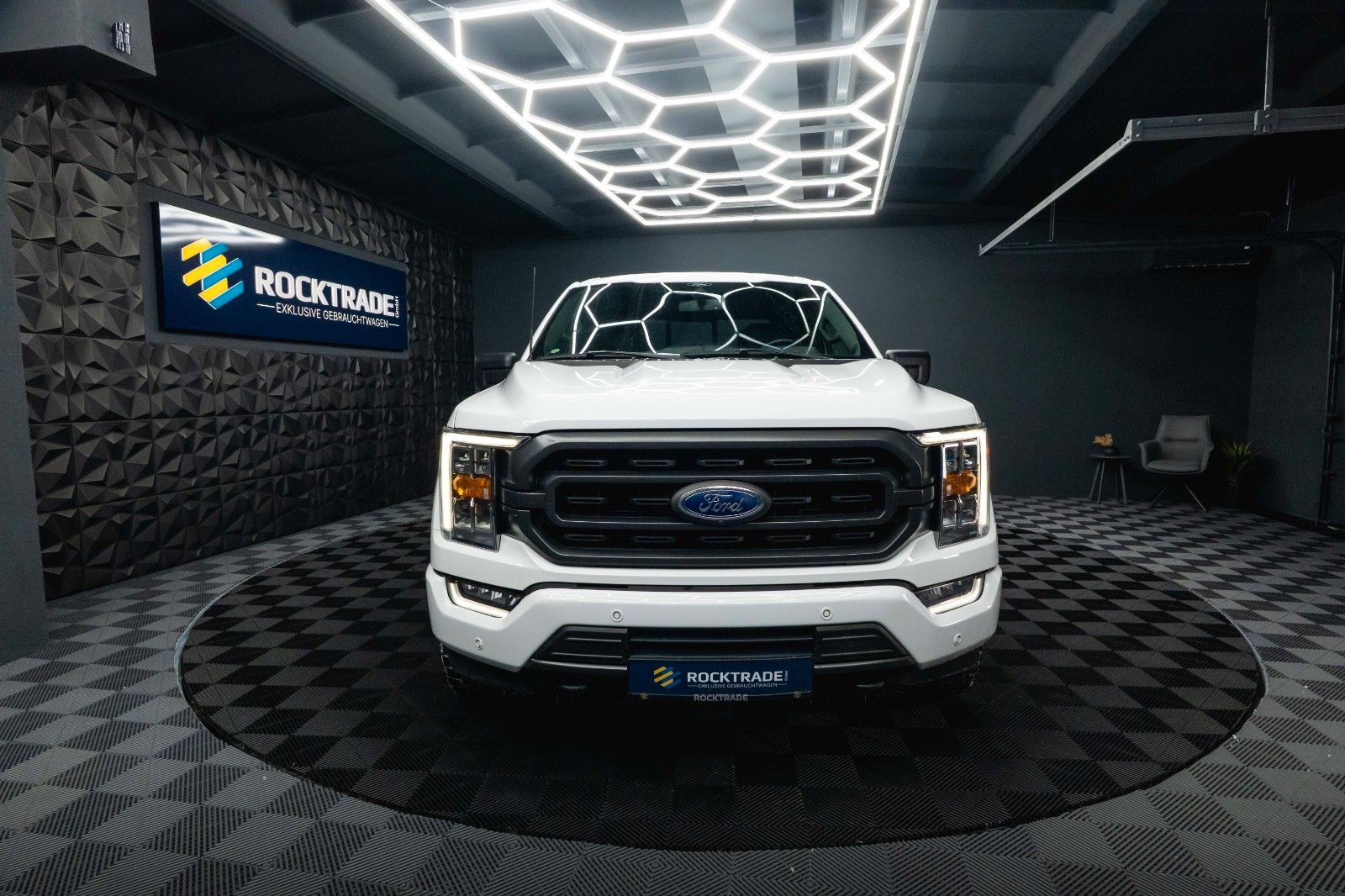 Fahrzeugabbildung Ford F150 5.0L V8 4x4 Offroad Sport Unfallfrei 19%VAT