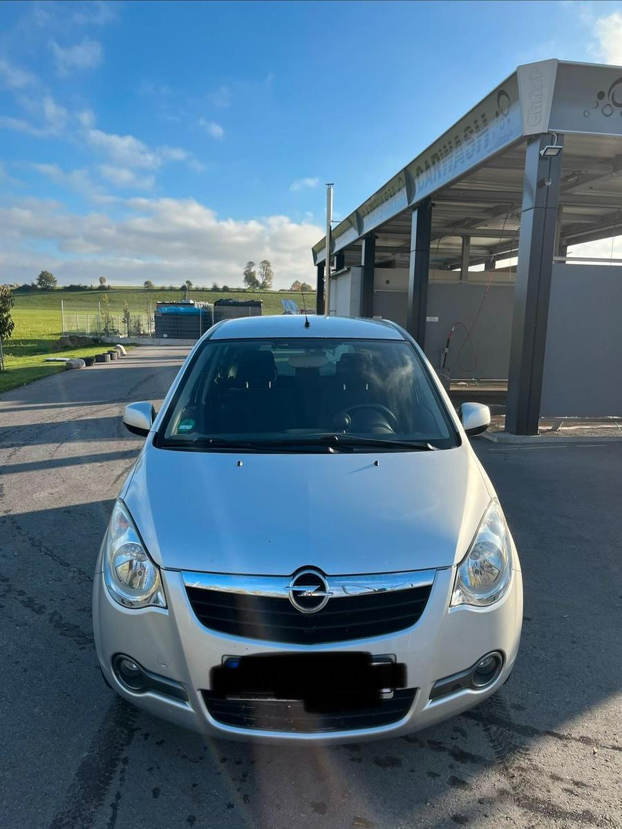 Opel Agila