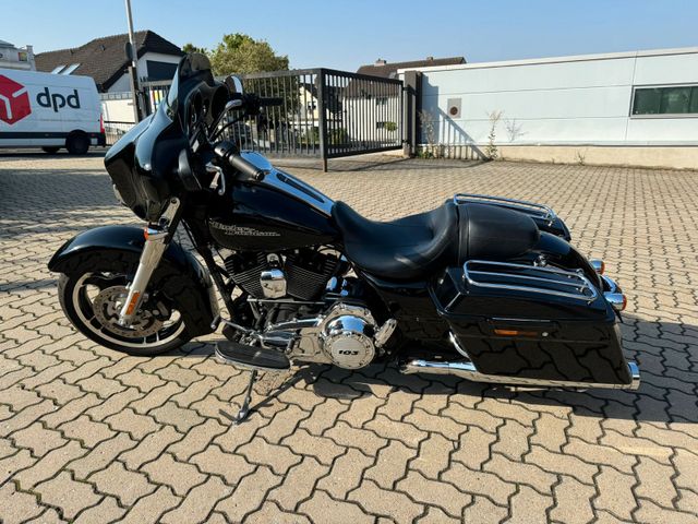 Harley-Davidson Street Glide