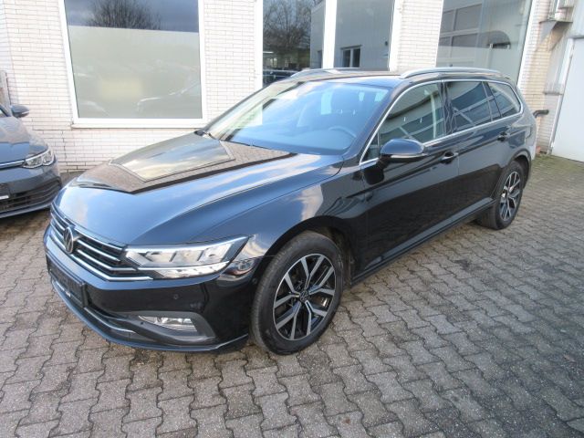 Volkswagen Passat Variant Business 2.0 TDI DSG NAVI AHK LED